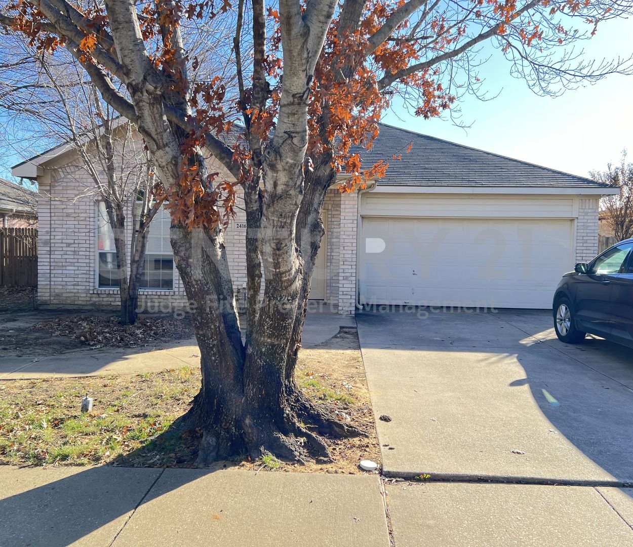 Denton House: 2416 Wildwood Lane