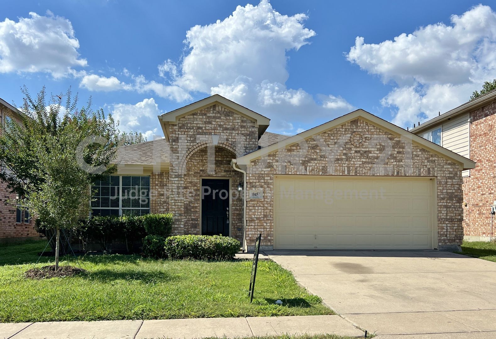 Fort Worth House: 10457 Winding Passage Way