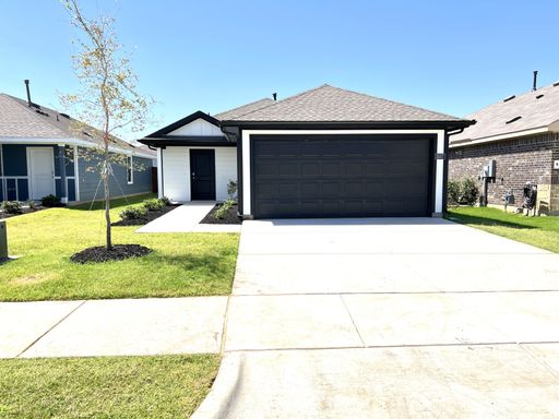 Brand New, Never Lived In 4/2/2 in Krum For Rent!