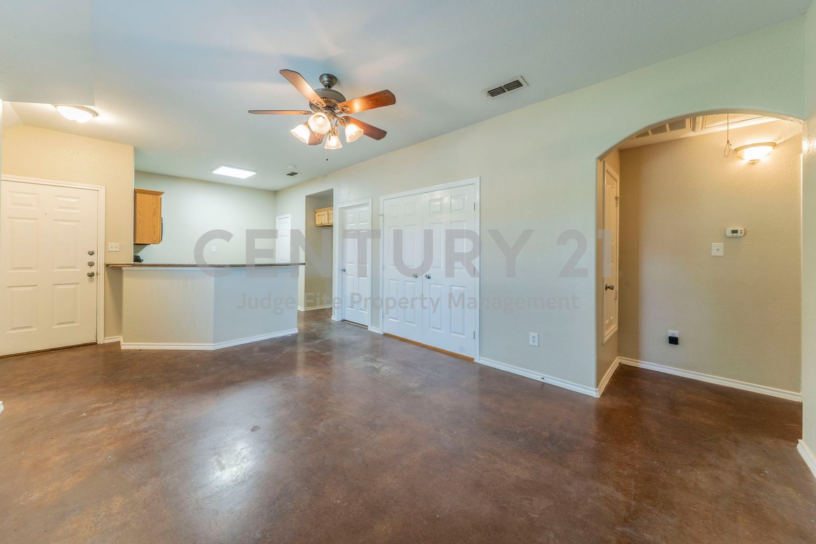 Weatherford House: 122 Sunburst Court