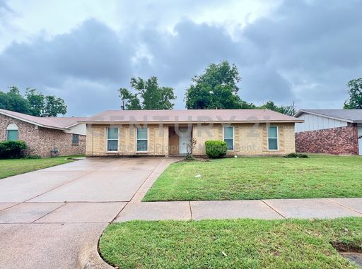 Beautifully Updated 3/2 Home In Irving Ready For Move-In! – photo 1