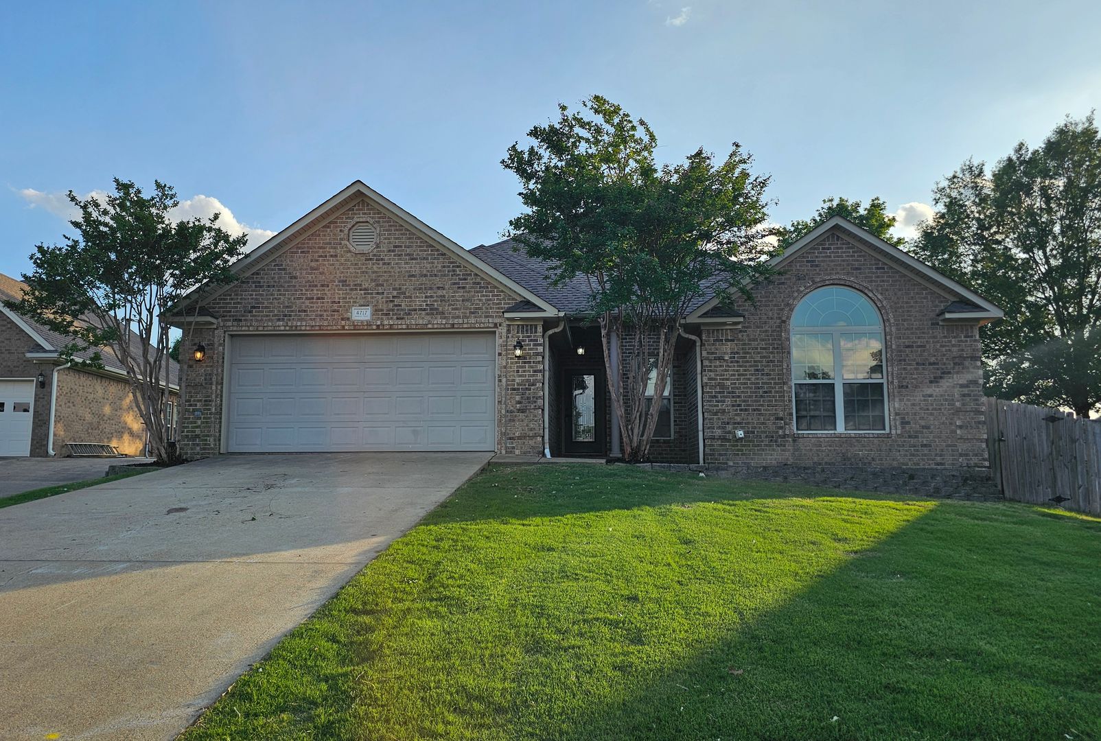 Jonesboro House: 4717 Winged Foot