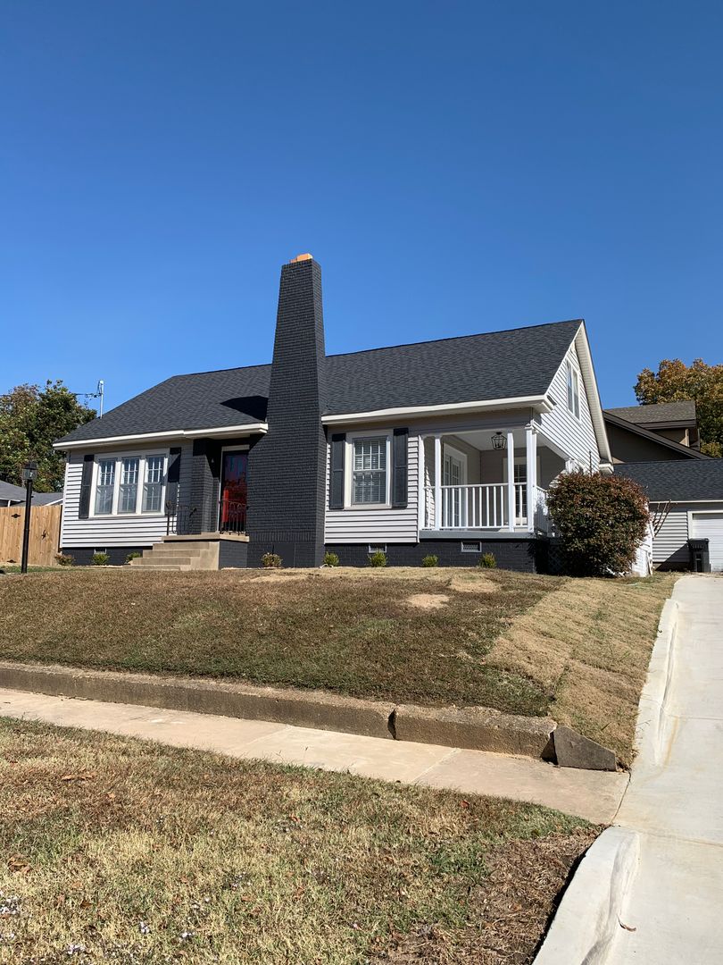 Jonesboro House: 1114 Union