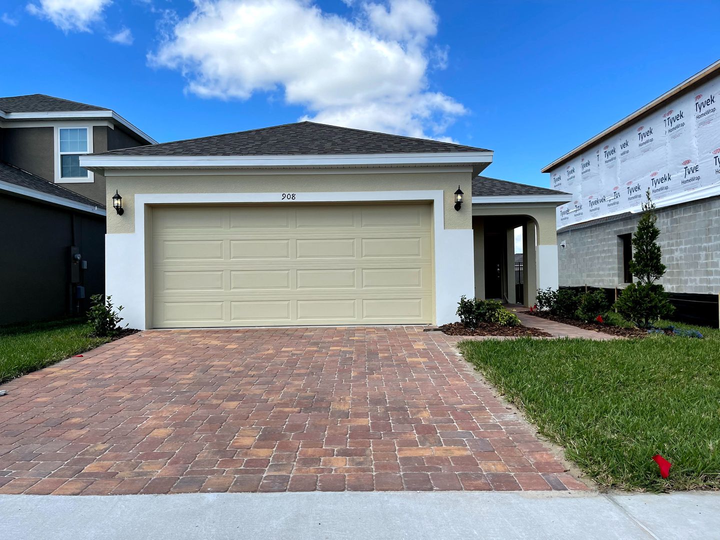 Davenport House: 908 Anna Place Way