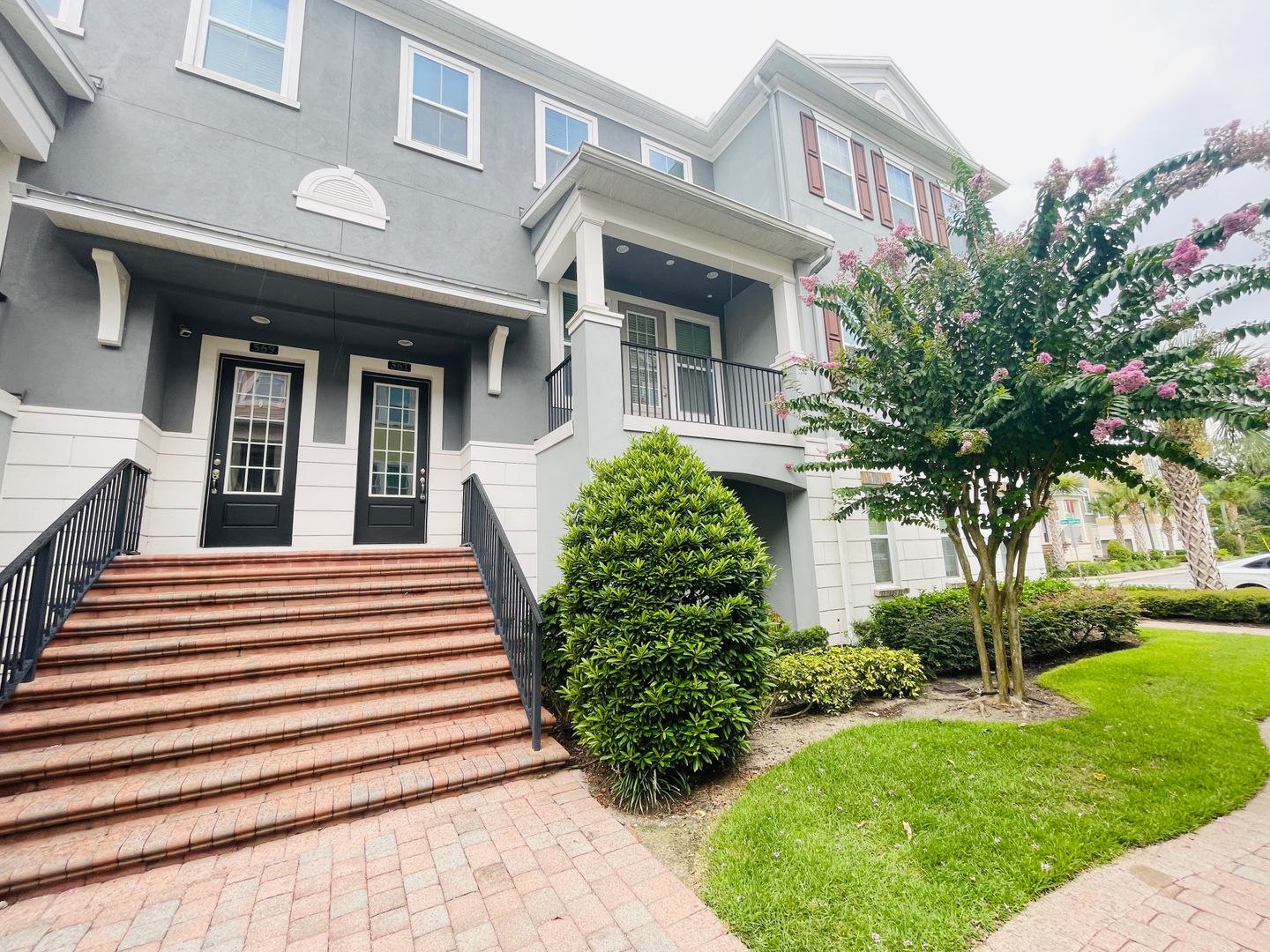 Orlando Townhome: 561 Scotia Pl