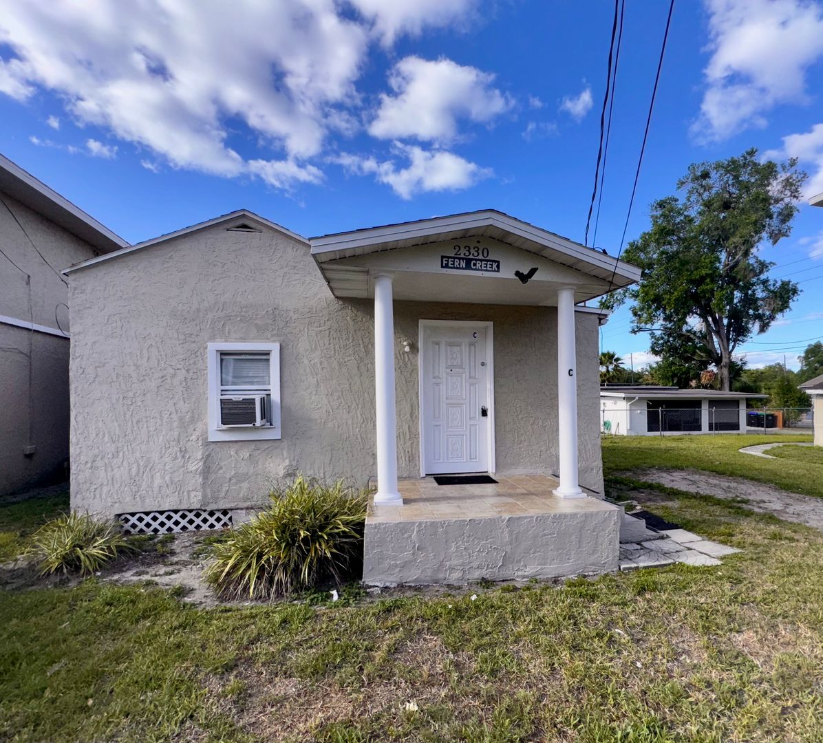 Orlando Apartment: 2330 S Fern Creek Ave