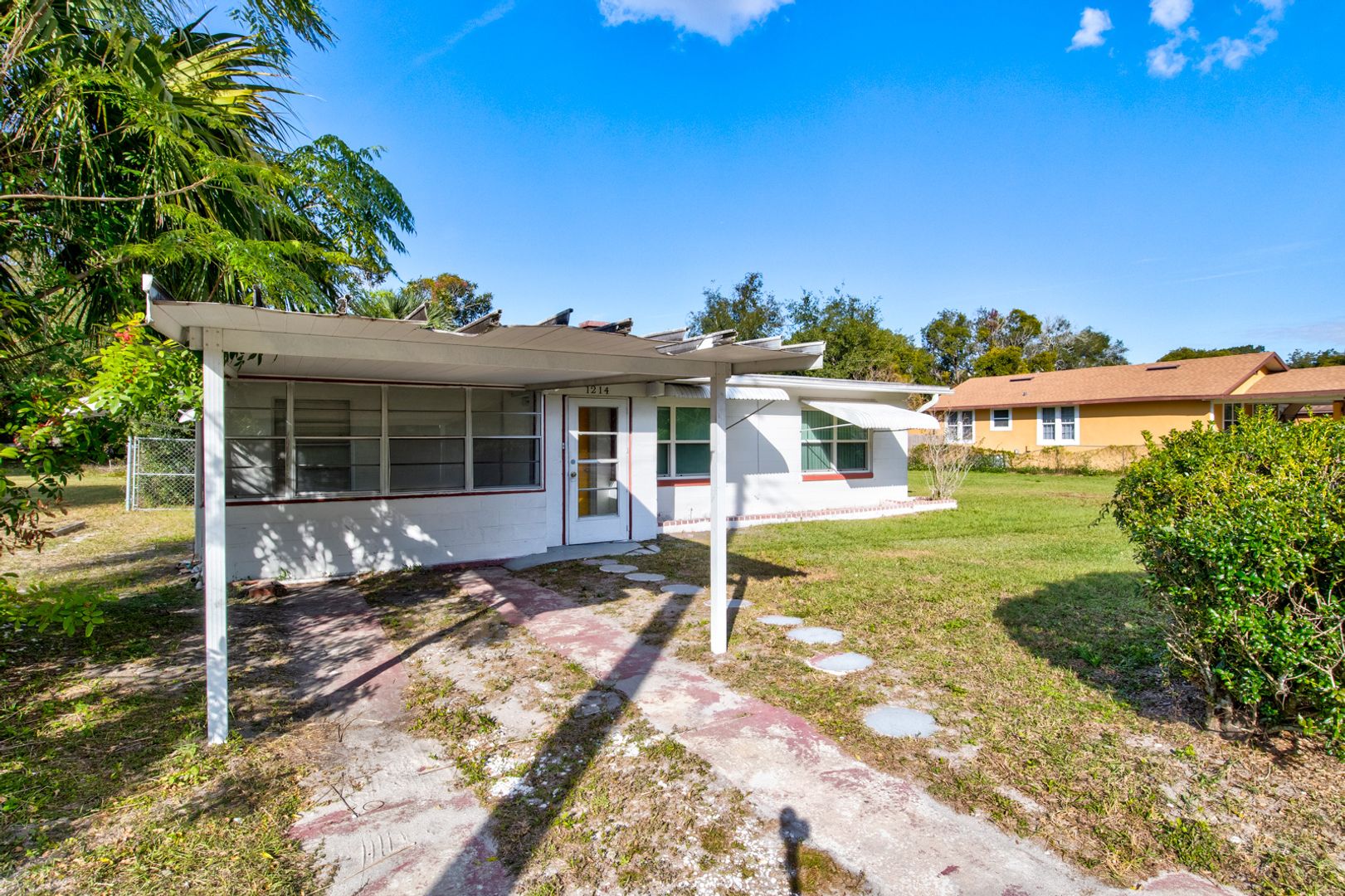 Altamonte Springs House: 1214 Dunbar Street