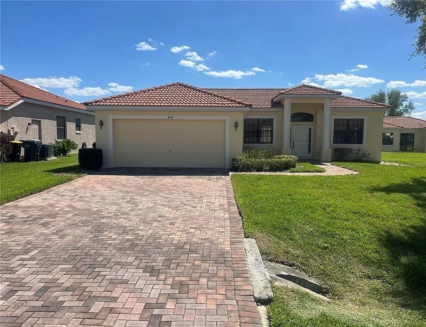 POINCIANA House: 404 CINNAMON DR