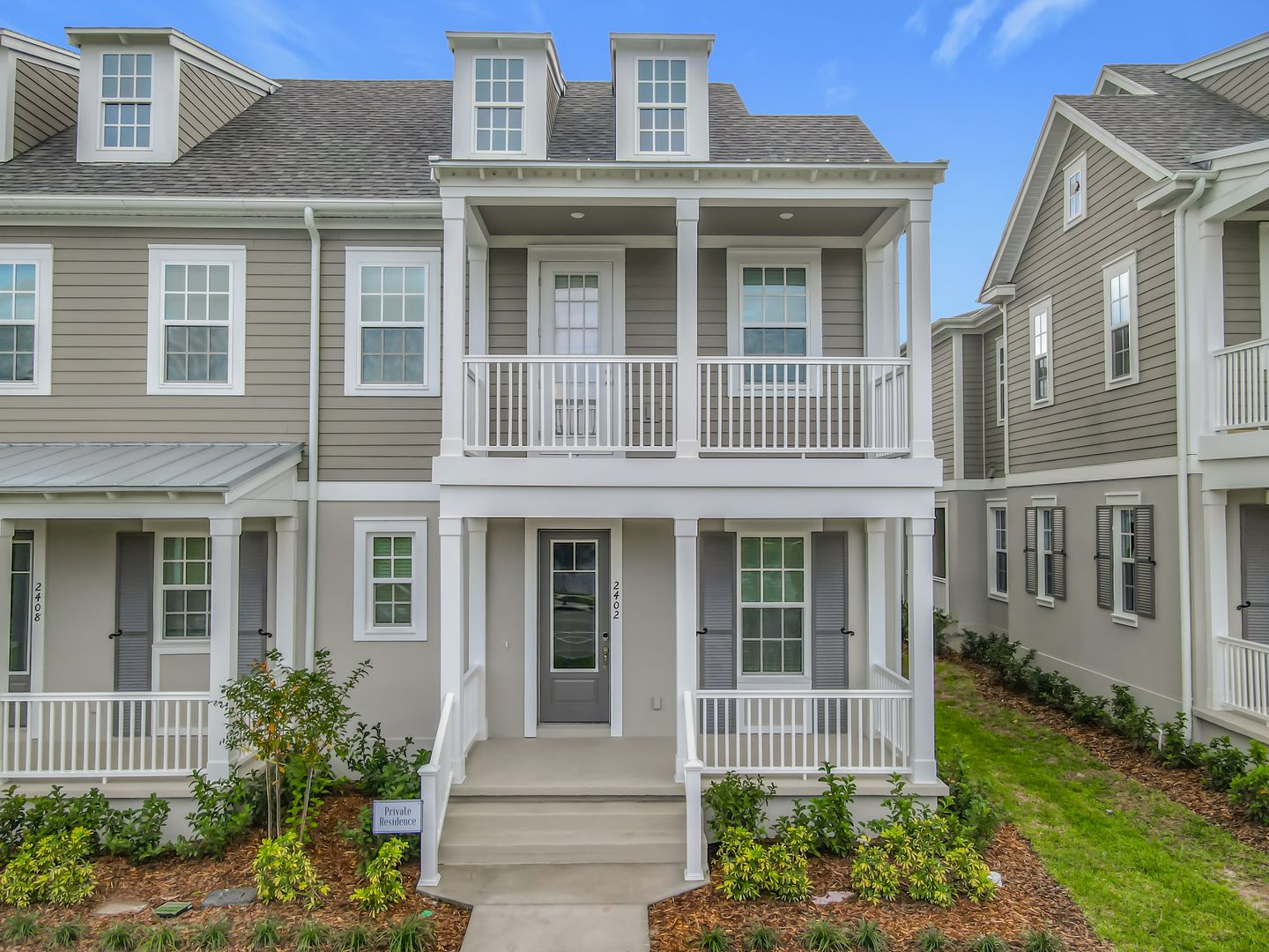 CELEBRATION Townhome: 2402 CELEBRATION BLVD