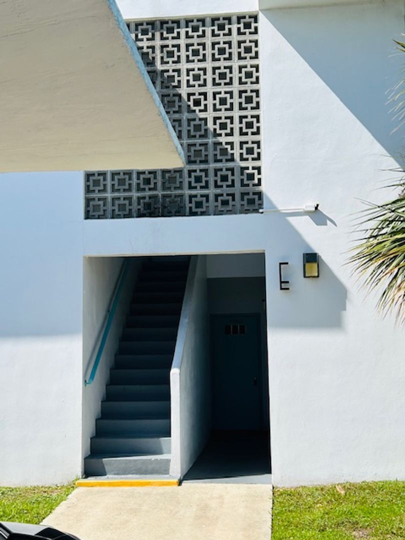 CAPE CANAVERAL House: 8401 N Atlantic Ave E-4 (LO)