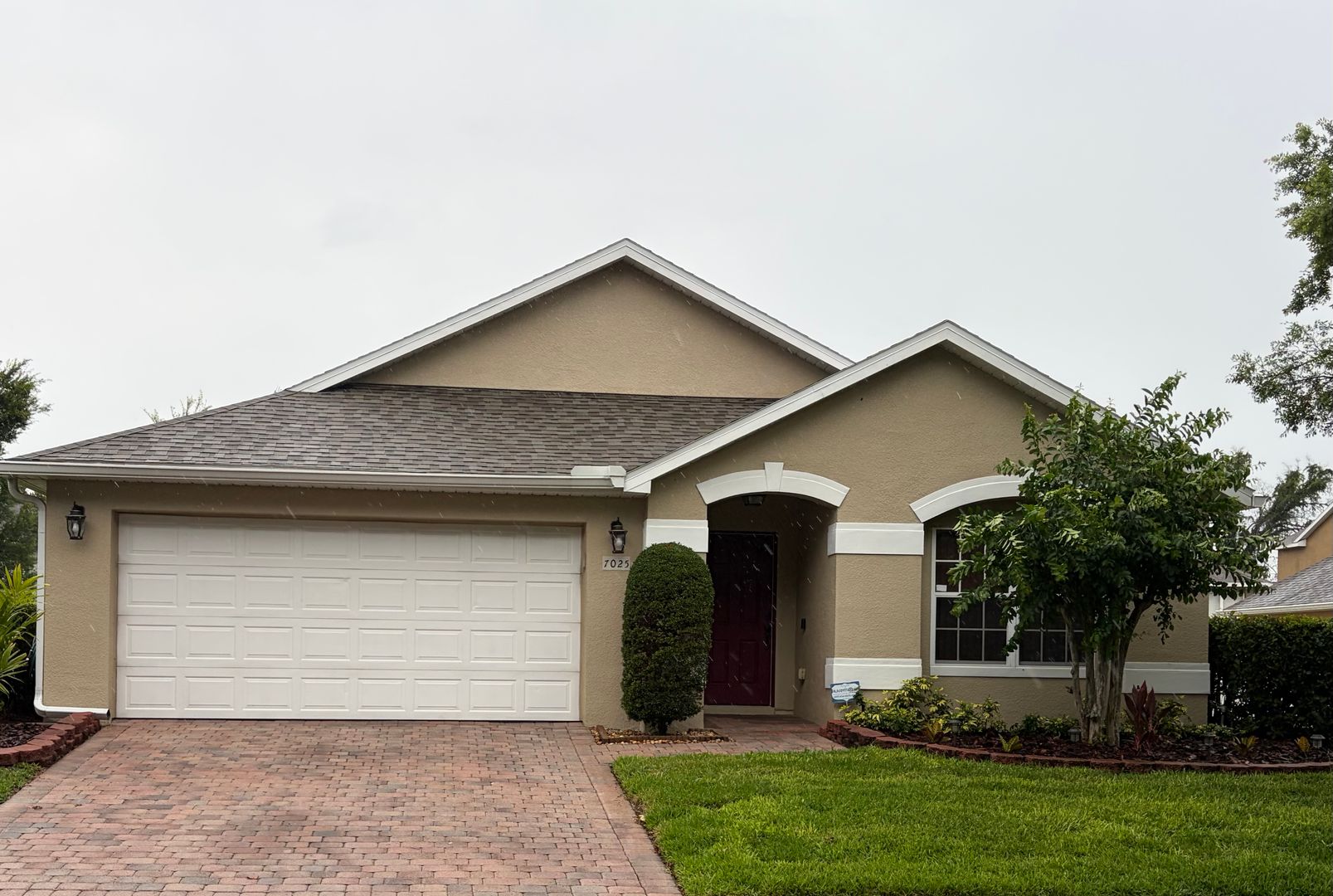 ORLANDO House: 7025 WHITE TRILIUM CIRCLE