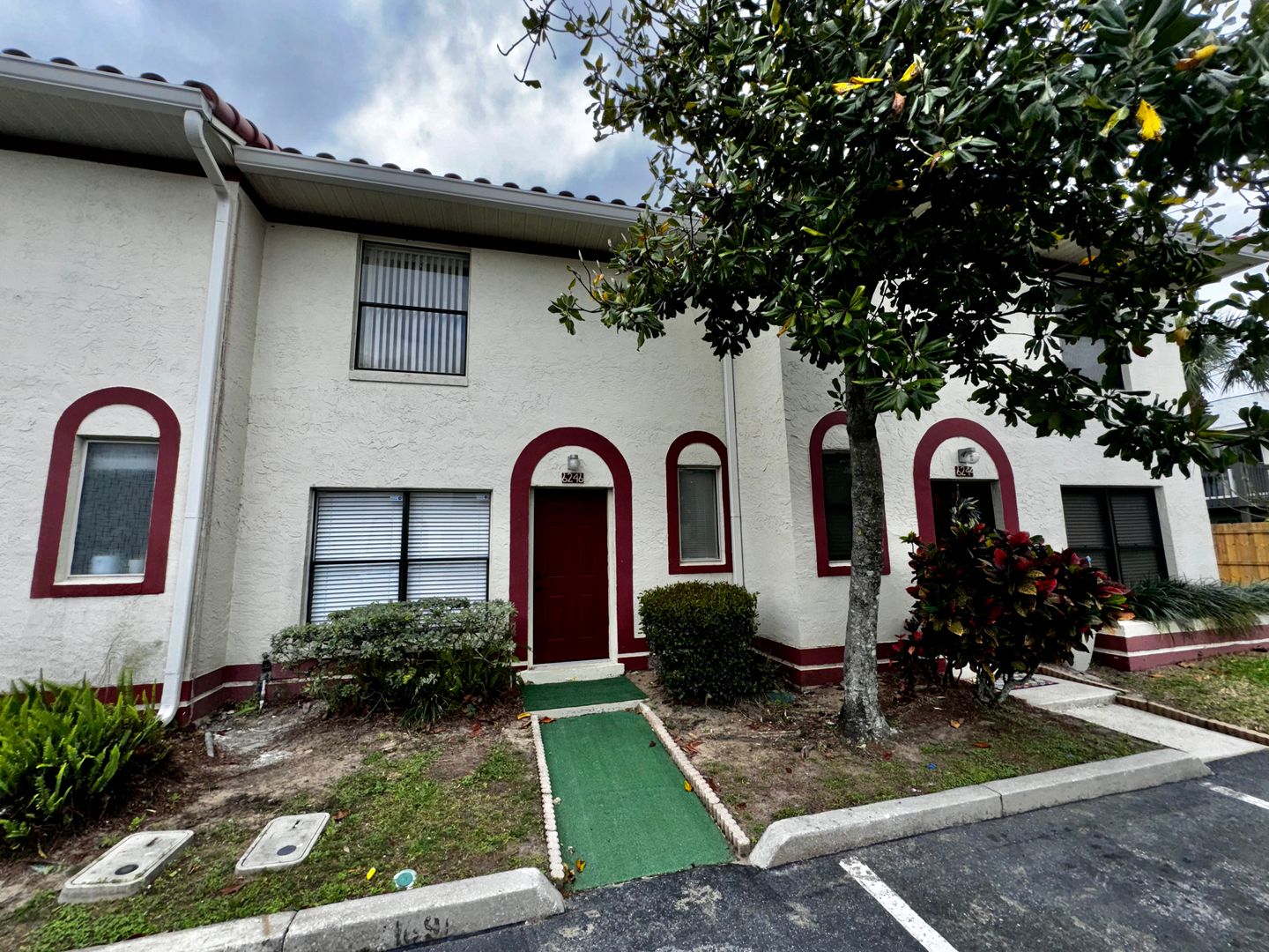 Orlando House: 6246 South Bend Square