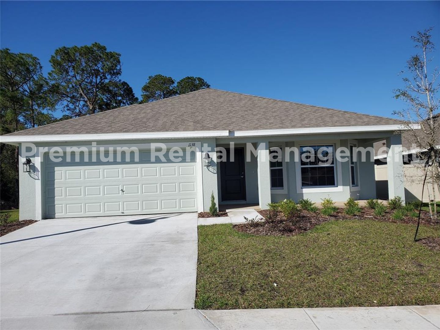 Davenport House: 1138 Berry Ln