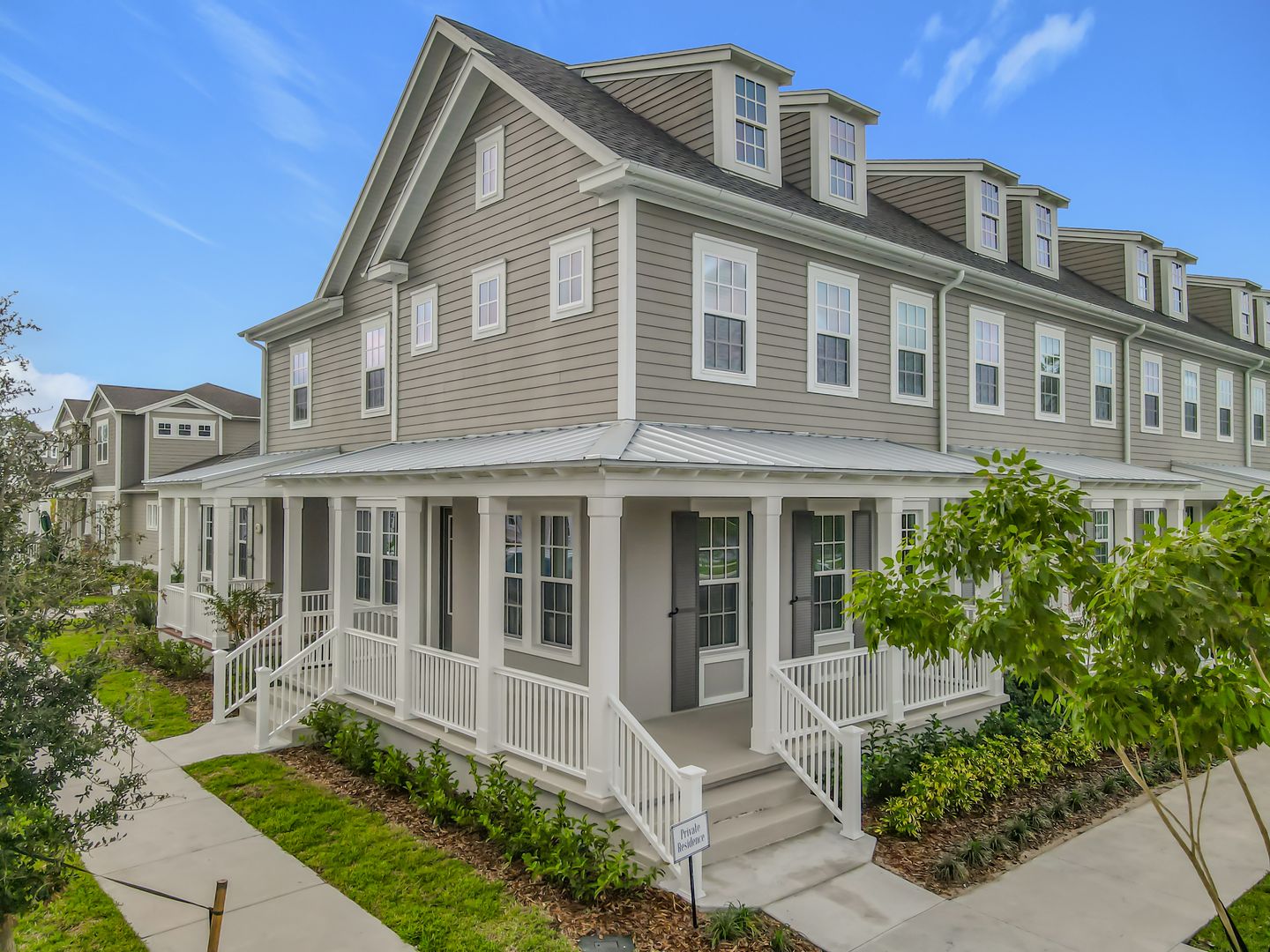 CELEBRATION Townhome: 2426 CELEBRATION BLVD