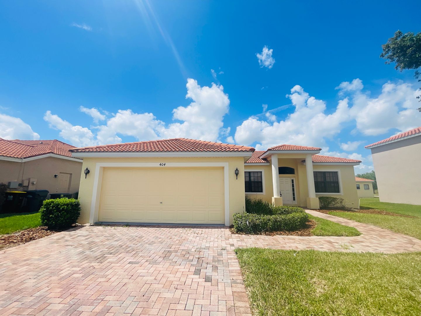 POINCIANA House: 404 CINNAMON DR