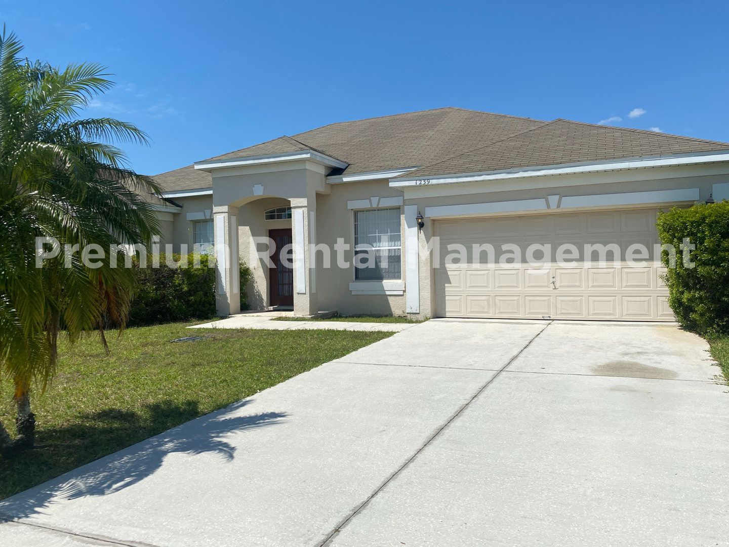 Winter Garden House: 1239 Dunbrooke St