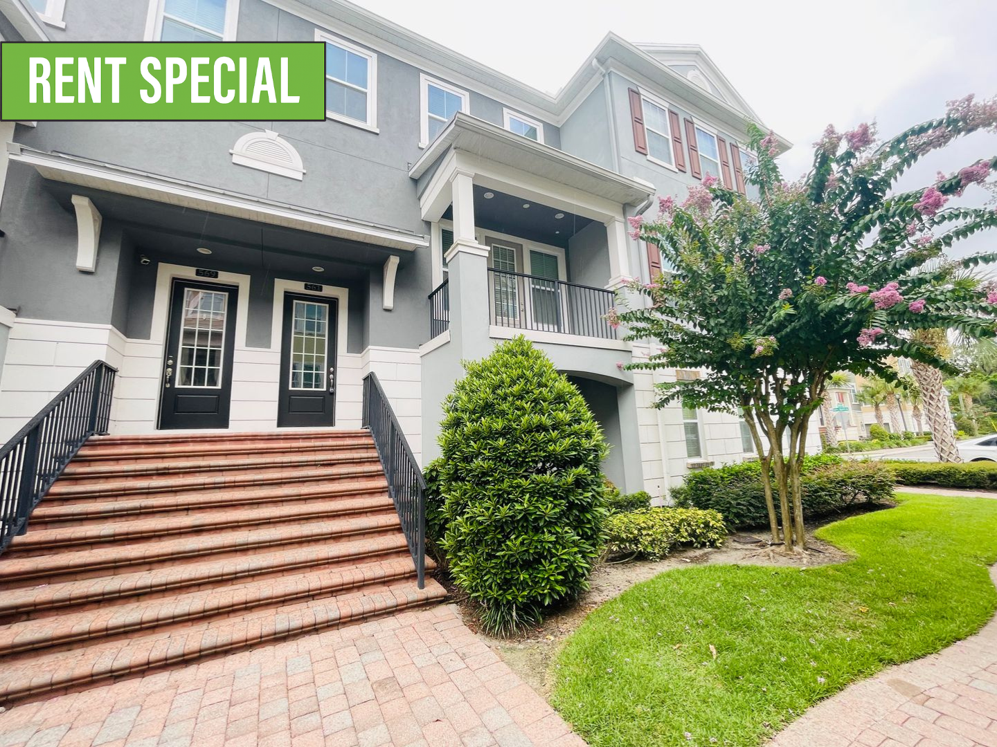 Orlando Townhome: 561 Scotia Pl