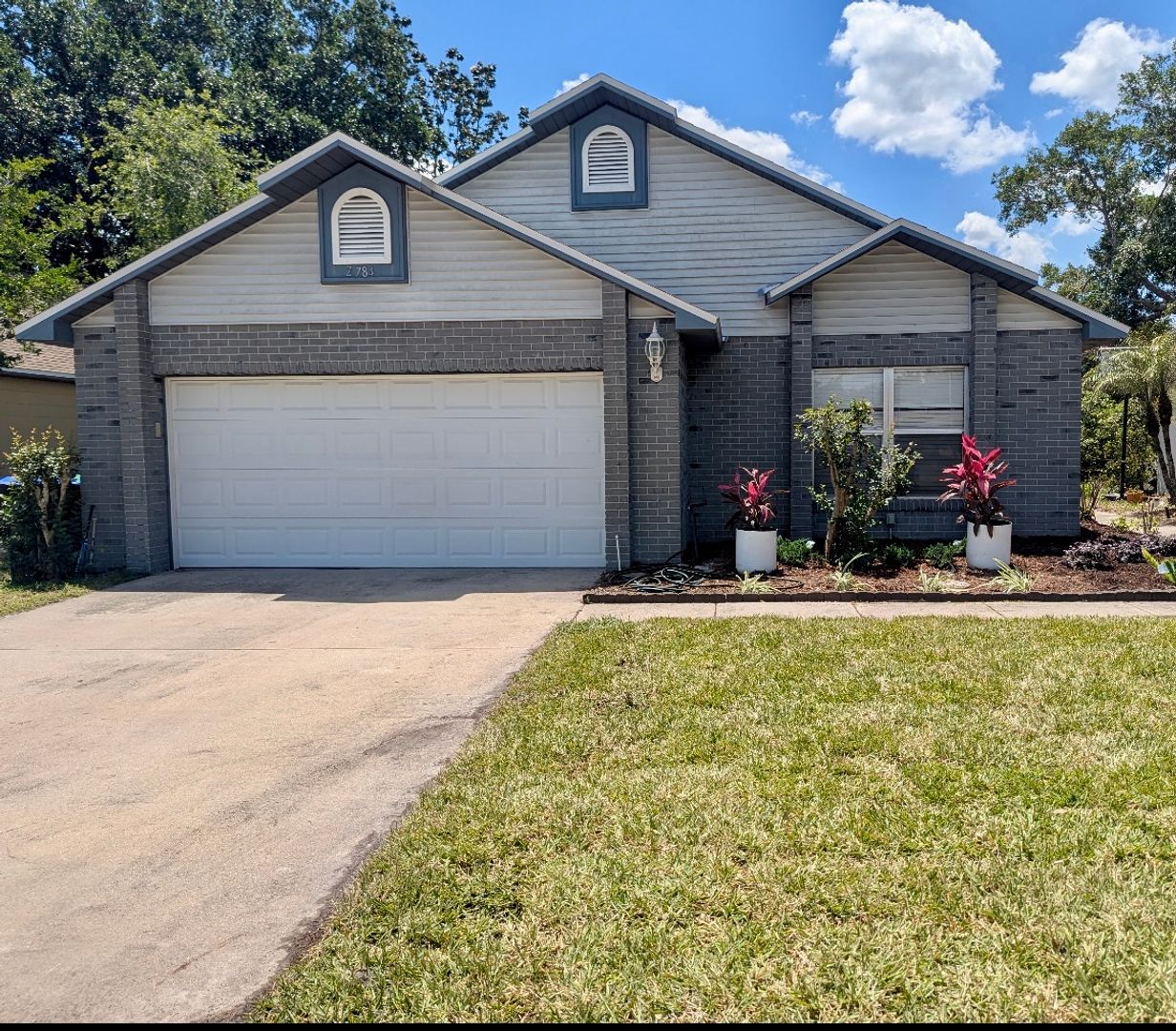 Orlando House: 2784 Whisper Lakes Club Circle