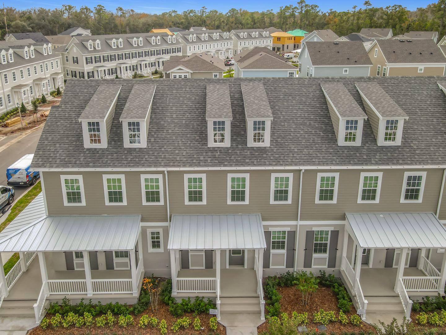 CELEBRATION Townhome: 2420 CELEBRATION BLVD