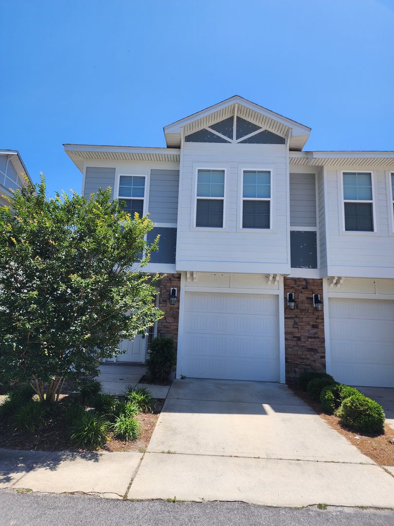 Panama City Beach House: 109 Fossil Falls