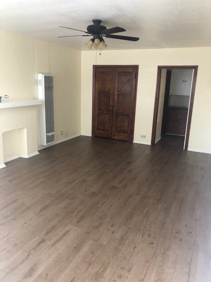 Long Beach Apartment: 1140 Freeman Avenue