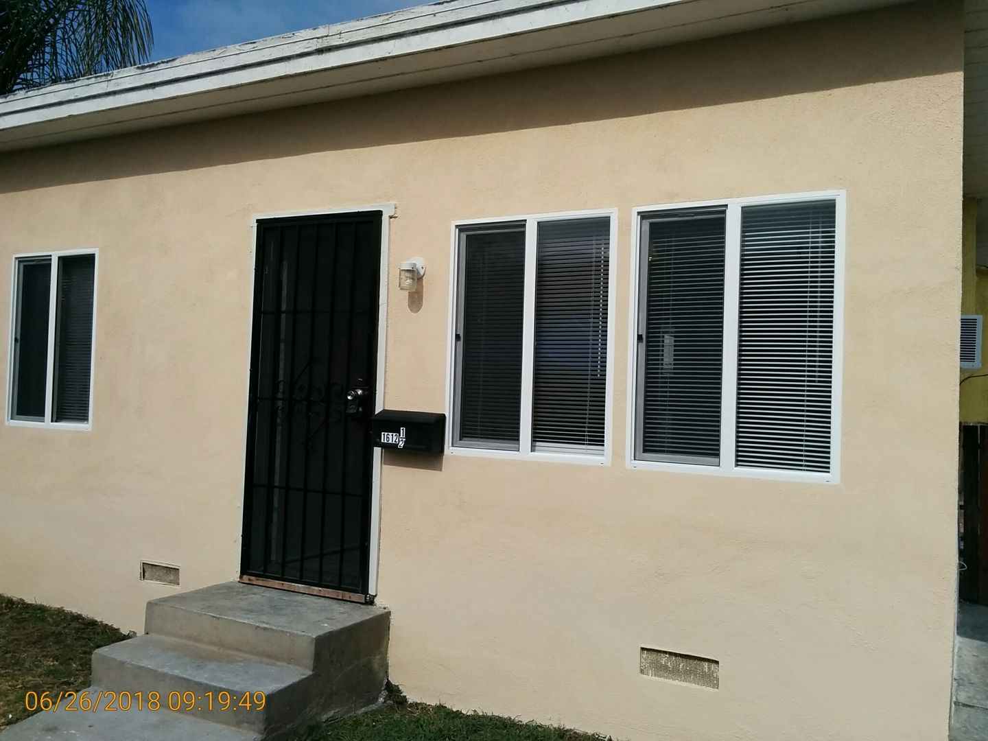 Torrance Apartment: 1610 W 205th St