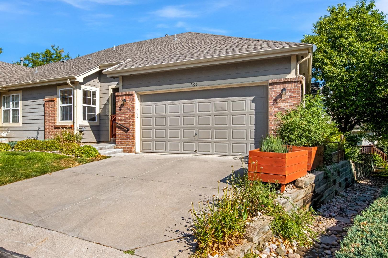 Loveland House: 300 Medina Ct