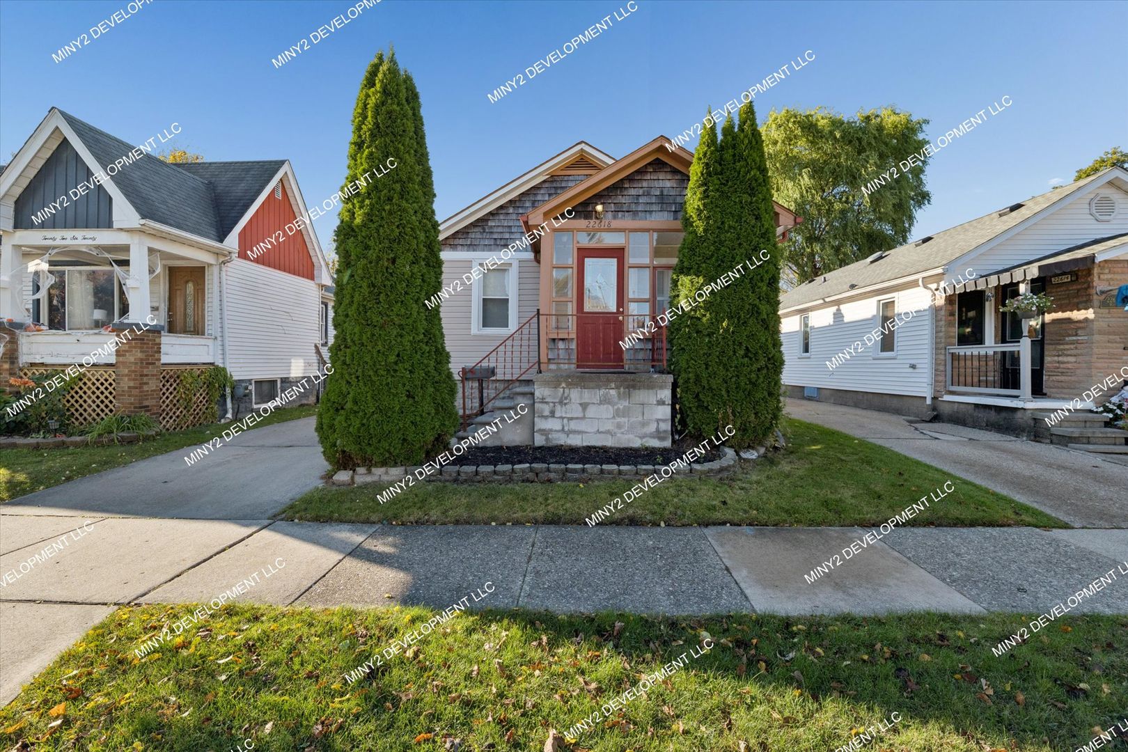 St. Clair Shores House: 22618 Maxine St.