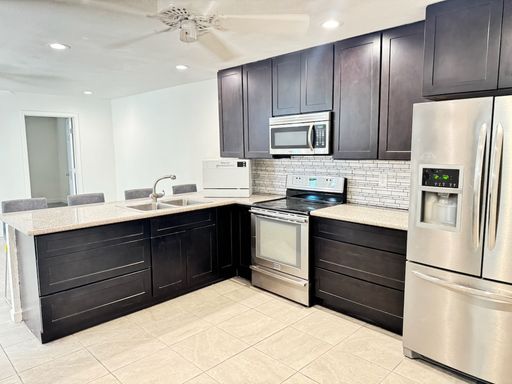 3 bedroom Mesa rental – photo 1