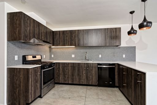 Modern 2BD/2BA with Private Outdoor Terrace with Amazing View – photo 1