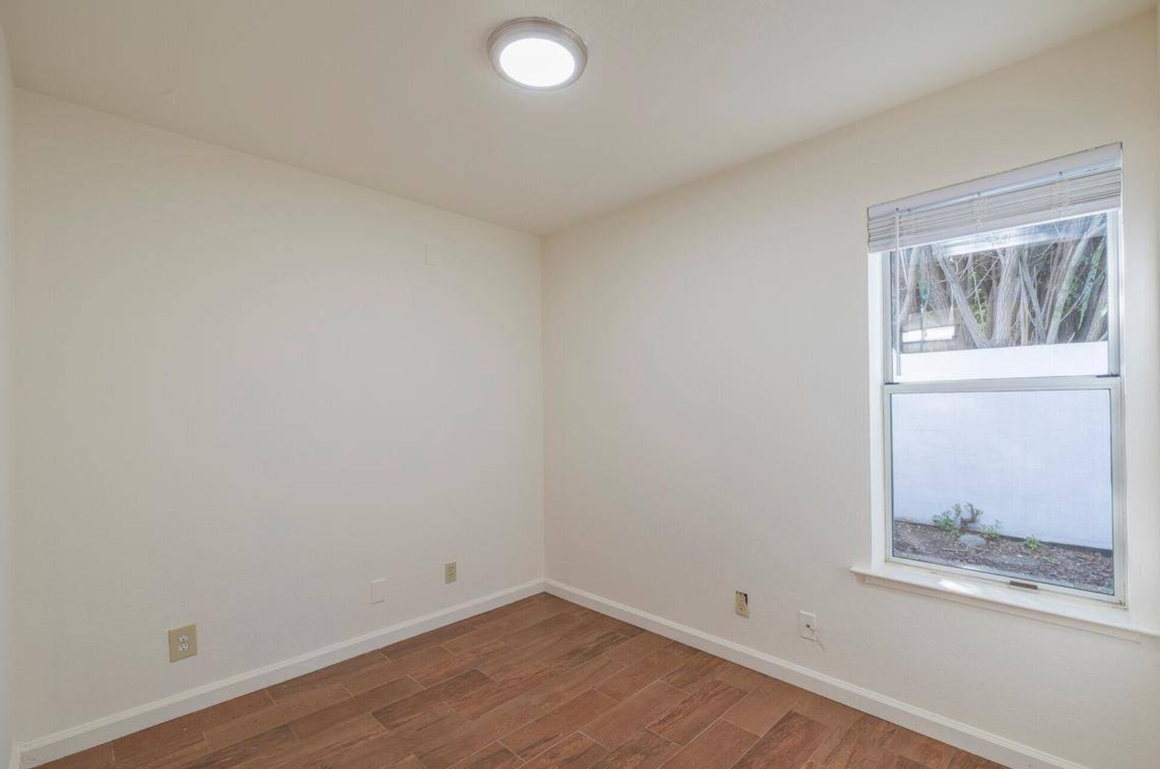 Napa Apartment: 2622 First Street