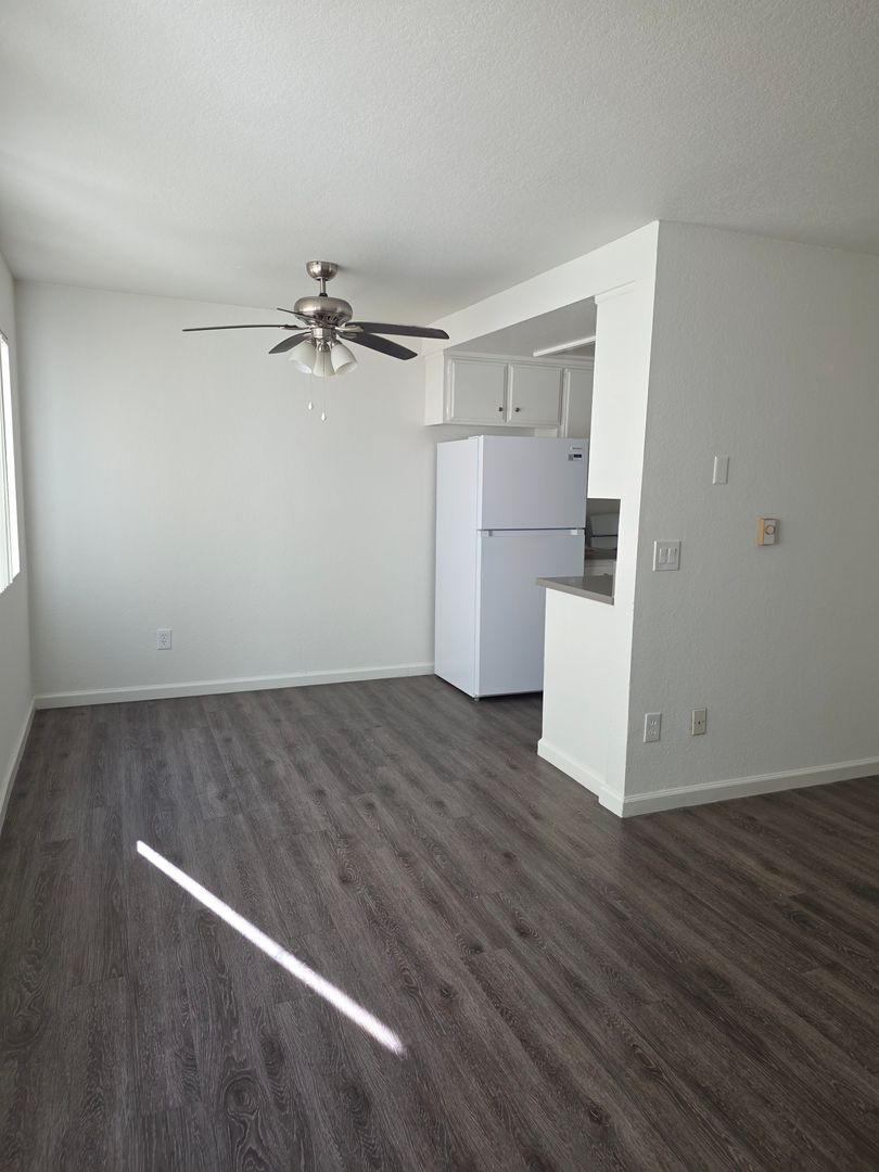 San Pedro Apartment: 501 W. 14th Street