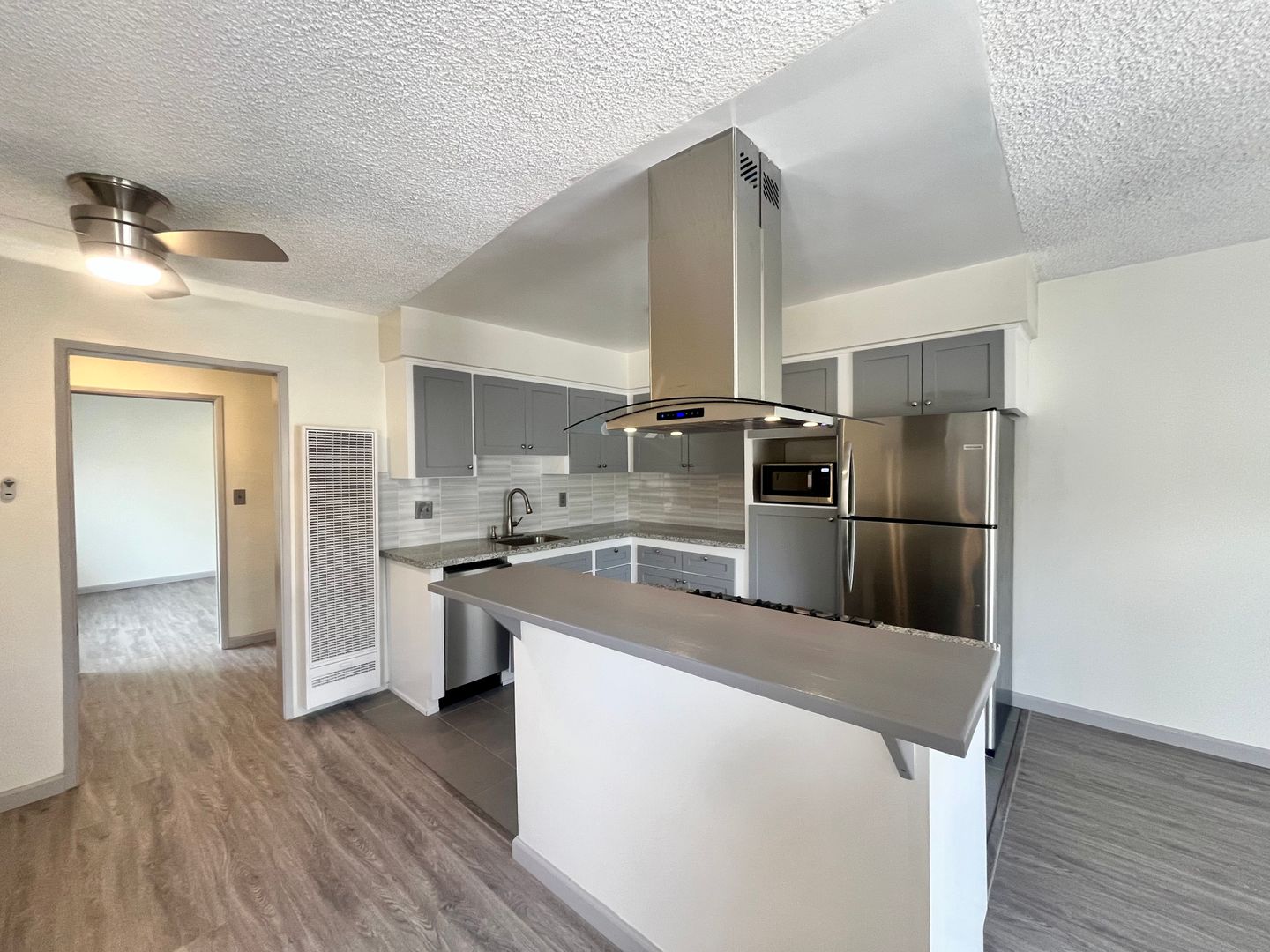 El Segundo Apartment: 325-333 Richmond Street