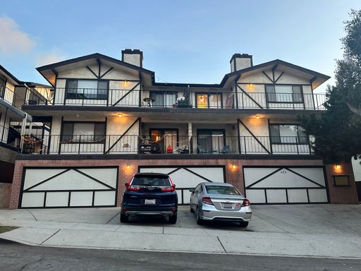 Modern Two Bedroom in El Segundo near Rec Park!