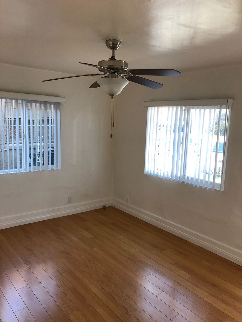 Long Beach Apartment: 1279-1285 Chestnut Avenue