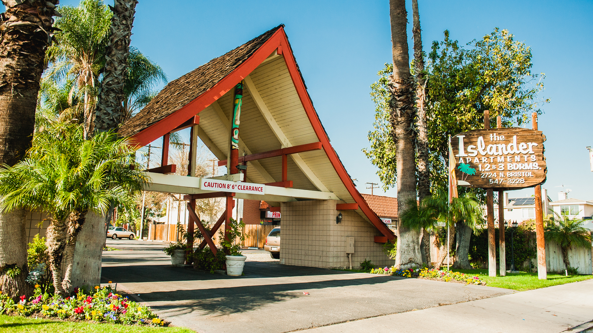 Santa Ana Apartment: 2724 N. Bristol Street