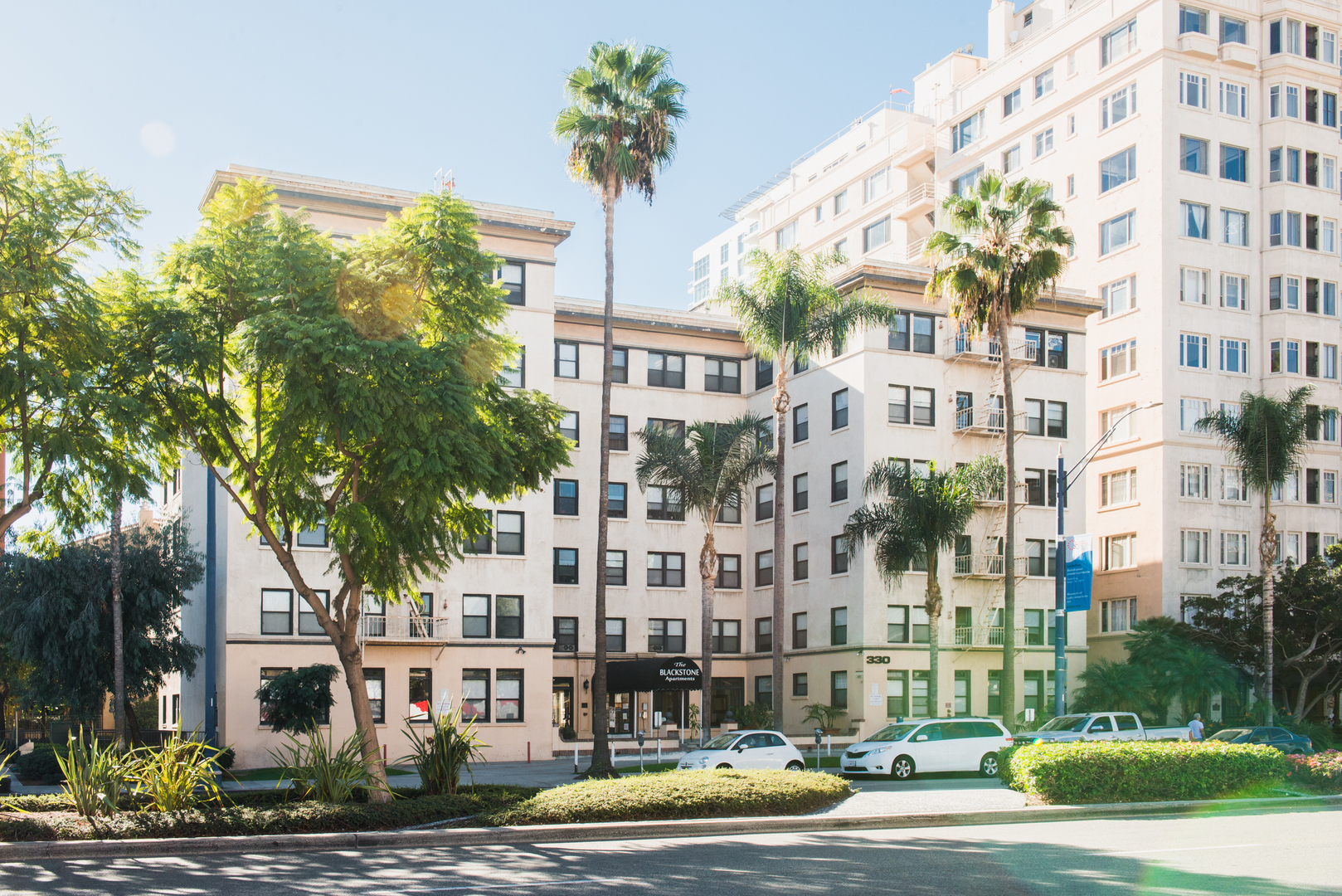 Long Beach Apartment: 330 W. Ocean Boulevard