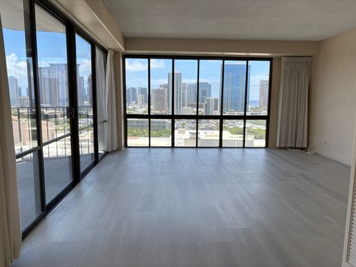 Beautiful 2-Bedroom, 2-Bath Condo in Downtown Honolulu – Utilities Included! Avail Now! – photo 1