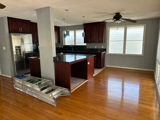 Very nice 3BR 2 Bathroom upstairs of a duplex – photo 1