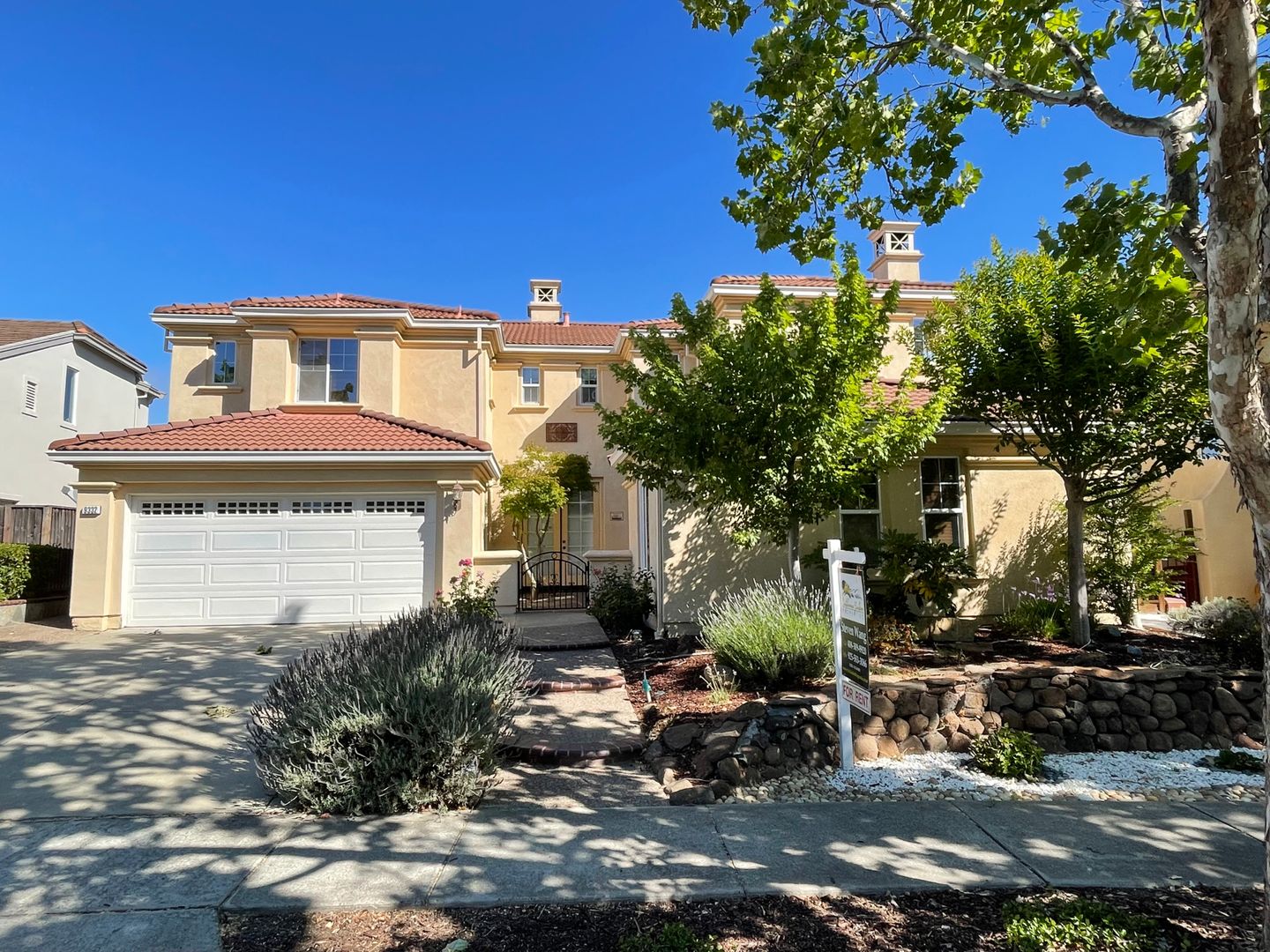 San Ramon House: 9332 Mediar Drive