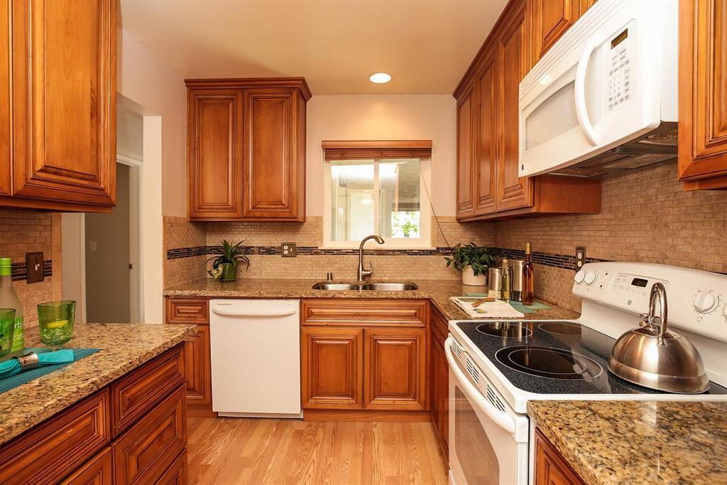 Los Gatos Apartment: 132 Belwood Lane