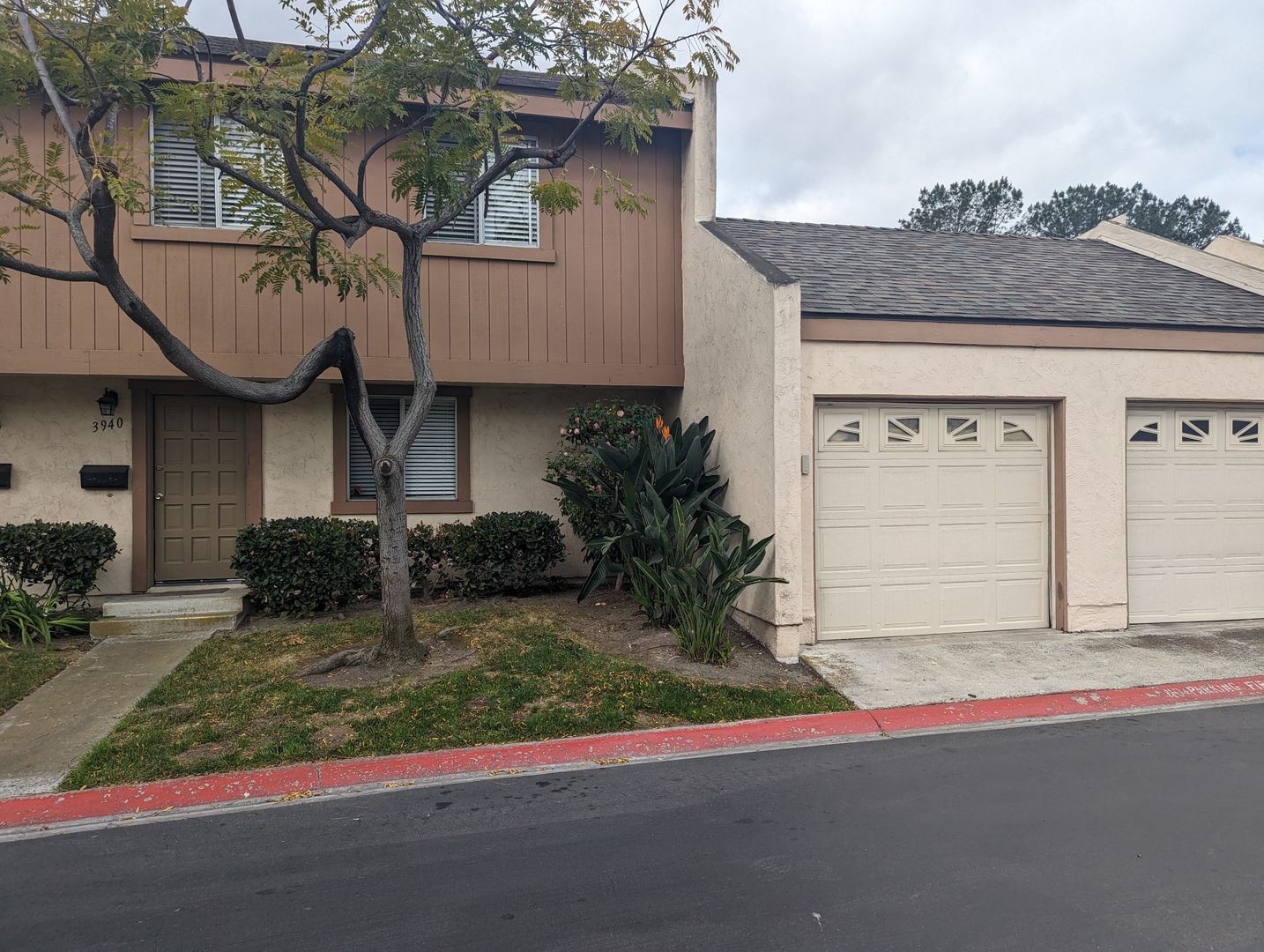 San Diego Townhome: 3940 Caminito Patricia