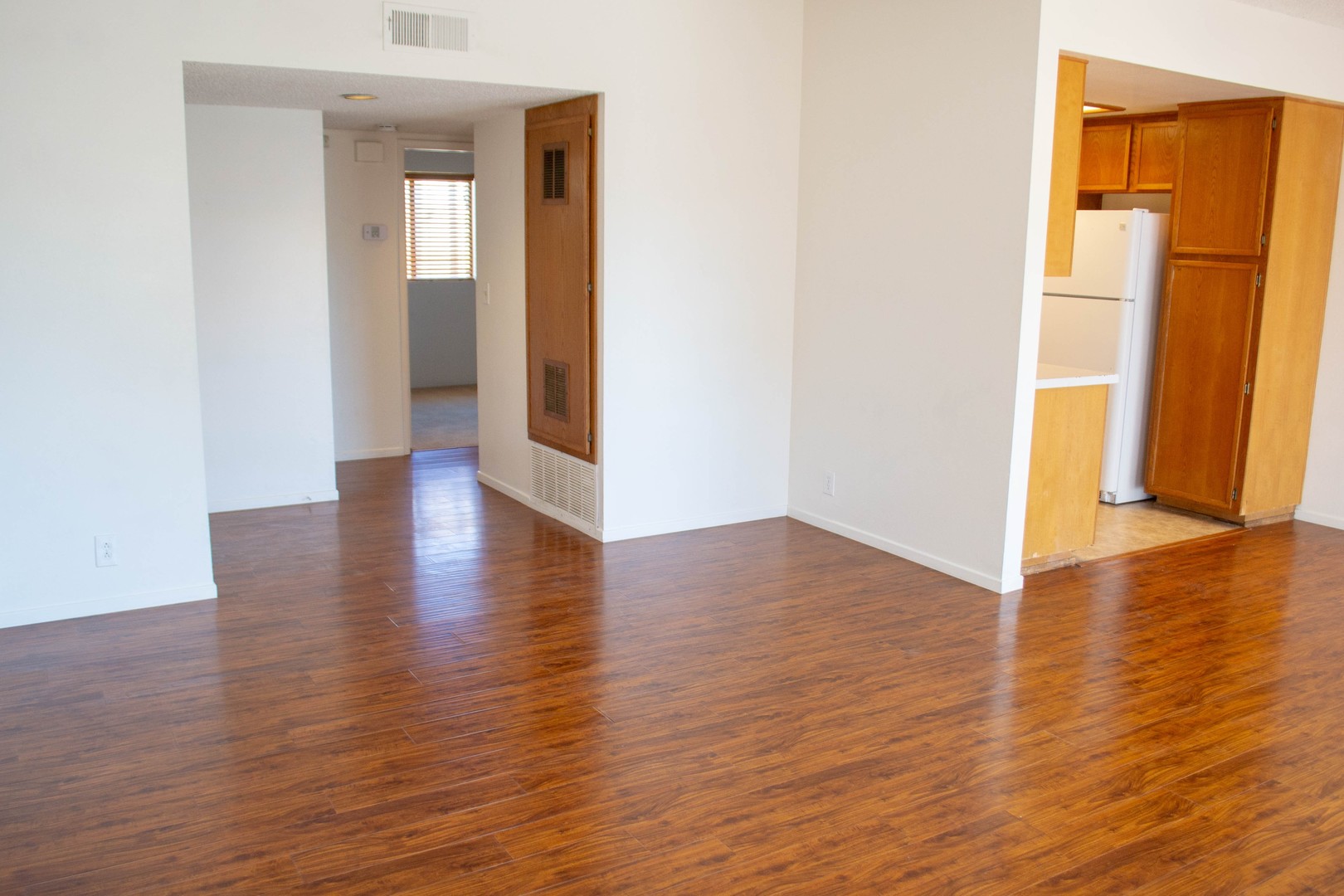 San Diego Apartment: 1703-1705 Hornblend St