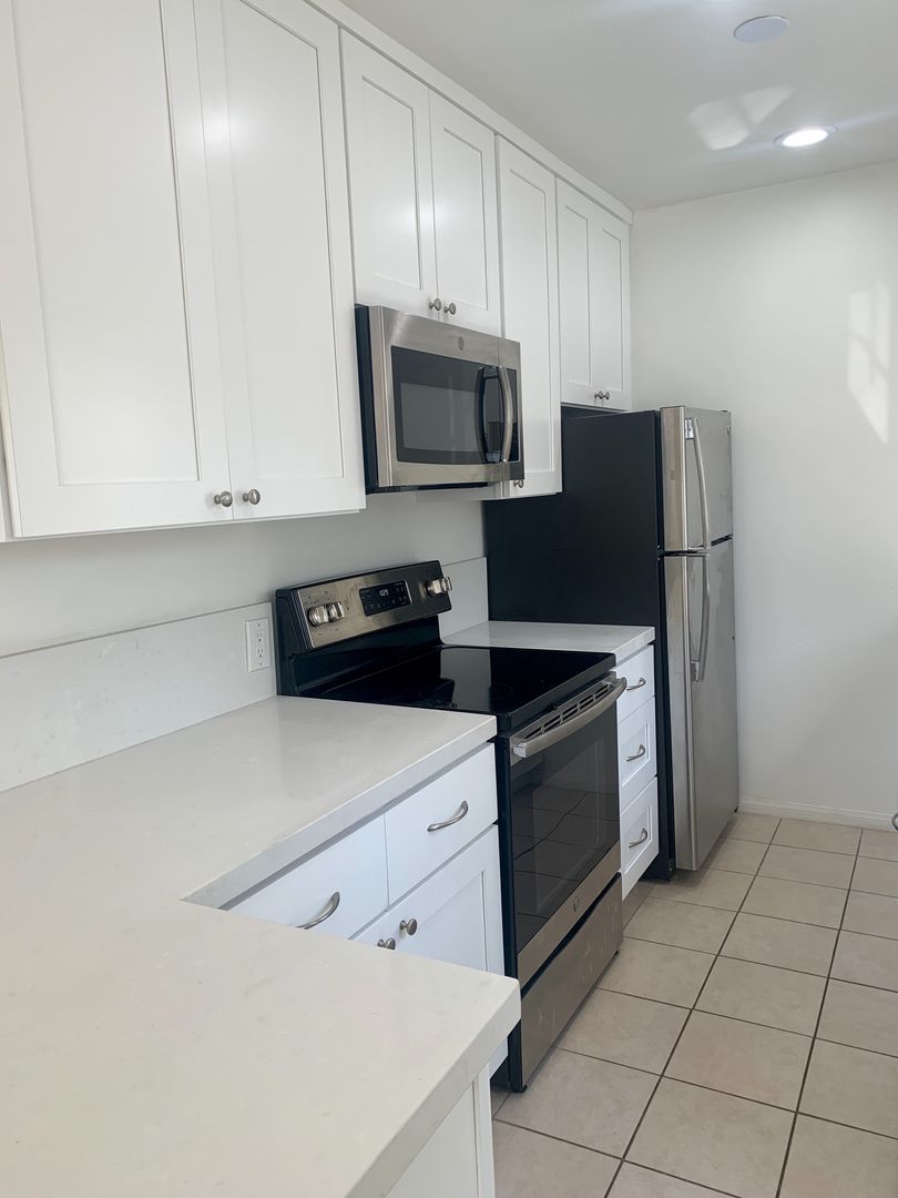 San Diego Apartment: 867-871 Emerald Street