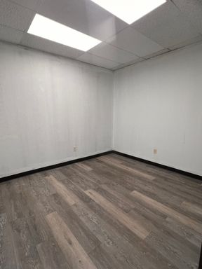 Salon Suites – photo 1