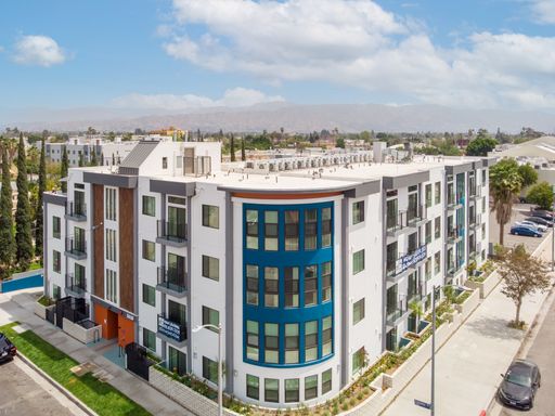 Now Leasing Brand New Apts! SOUL in the Lively NoHo Arts District!!! – photo 1