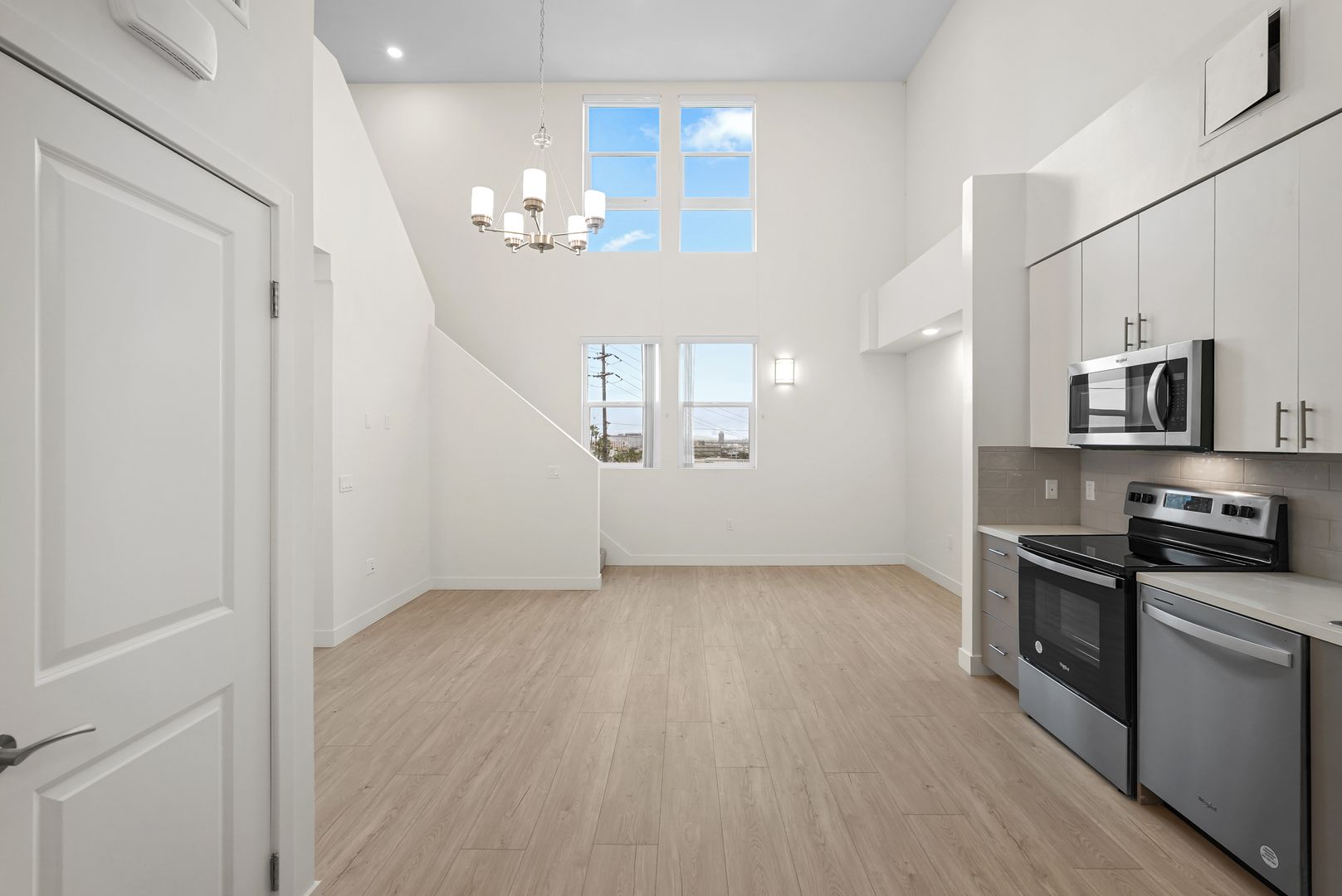 Los Angeles Apartment: 8521 S. Sepulveda Blvd.