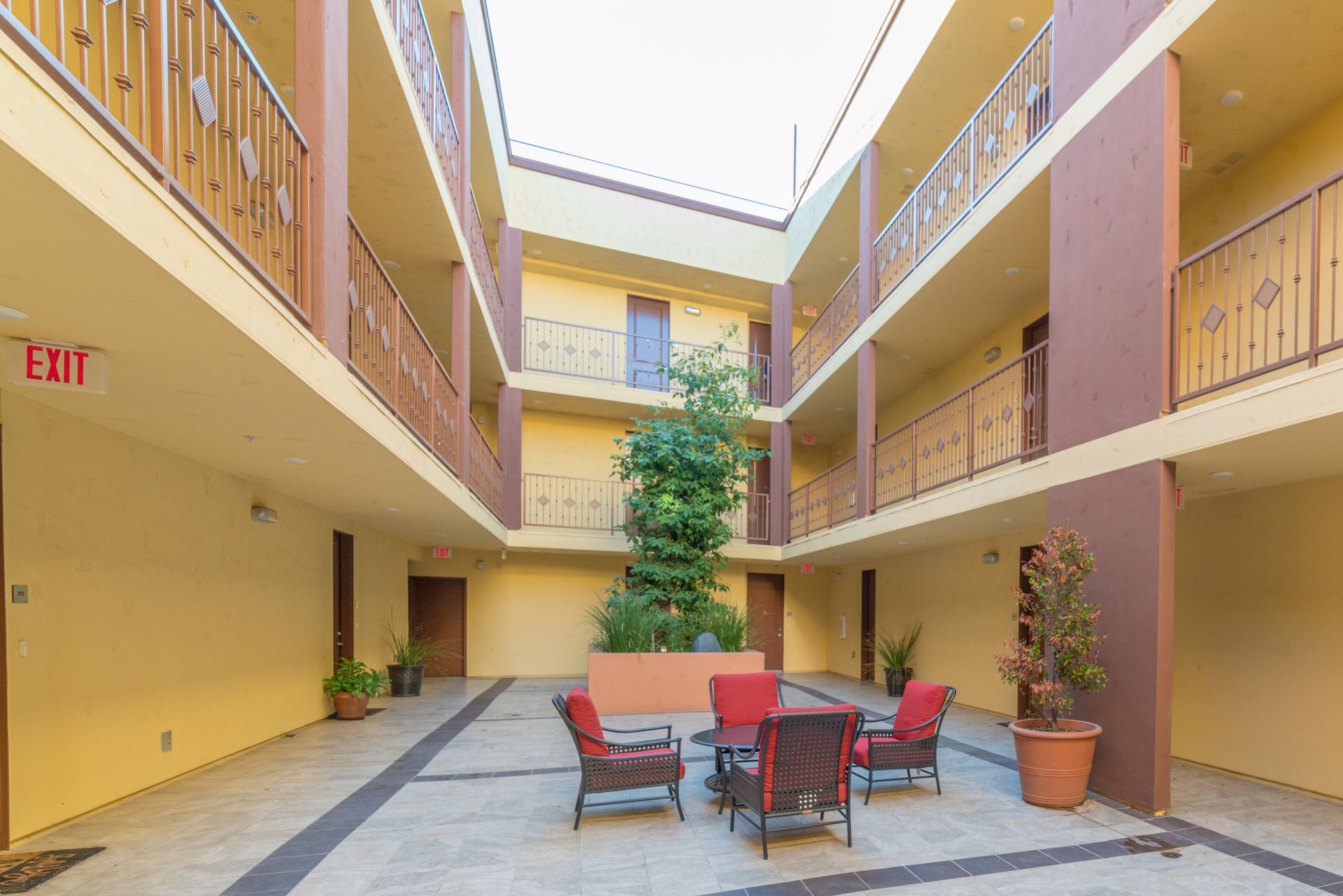 Archwood Court 3 of 9