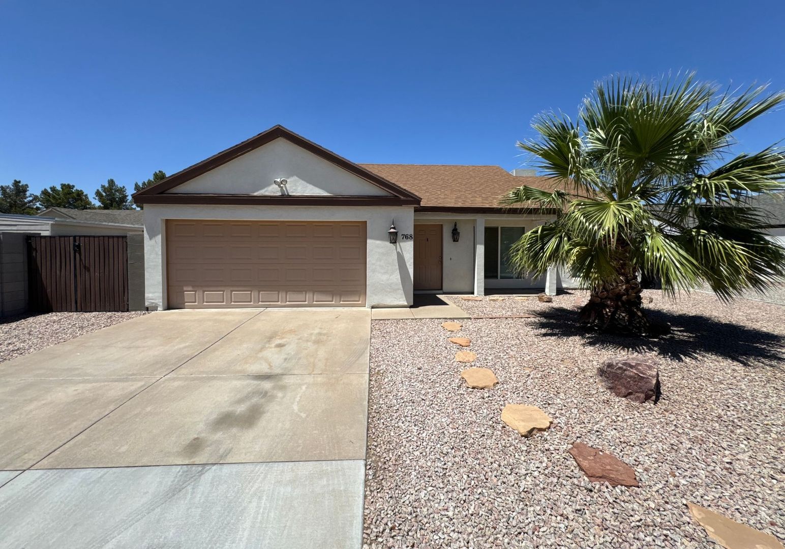 Chandler House: 768 E. Stottler Pl