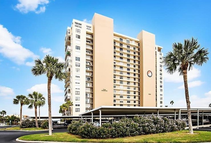 South Pasadena Apartment: 7300 Sun Island Drive #702